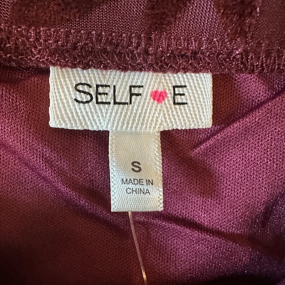 Textured Ruched Mini Skirt - NWT - Picture 3 of 5